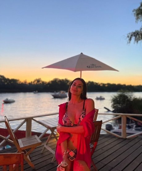 Sol Abelleira トップ女優 写真