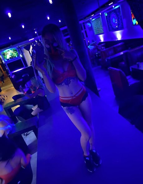 luvusweetpeaa 美しいモデル 写真