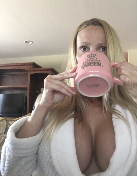 Billi Bardot ポルノスター 写真