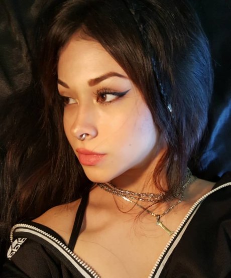 Ivon Gallardo セクシーなスター 写真