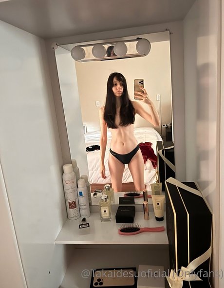 Takai Desu アダルト女優 画像