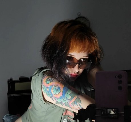 Florencia Gonzalez ポルノスター アート 画像