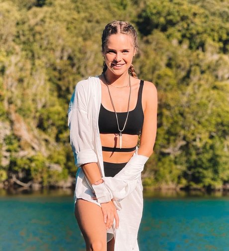 Inna Moll 無料のスター ギャラリー