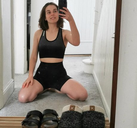 巨尻熟女オンリーファンズ ホット 写真