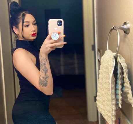 bitamartinezz 美しいスター 写真