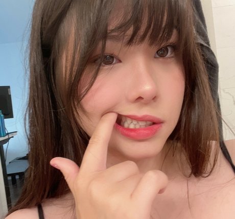 Julia Nakamura ポルノモデル 写真