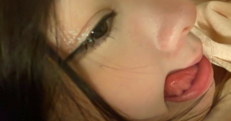 Julia Nakamura セクシーなポルノスター 写真