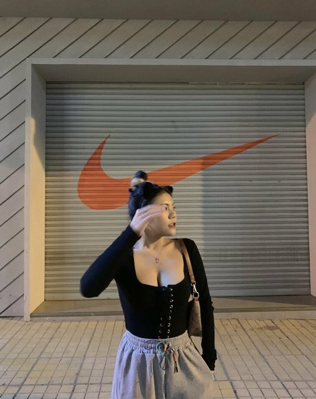 Suniebae 完璧なモデル 写真
