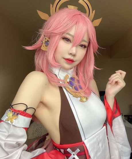 tsikyo 美しいポルノスター 写真