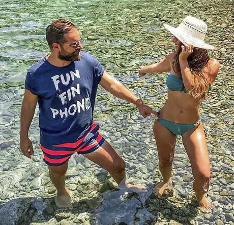 Neslihan Ozturk セクシーモデル 画像