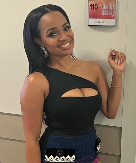 Kyla Pratt 素敵なスター 写真