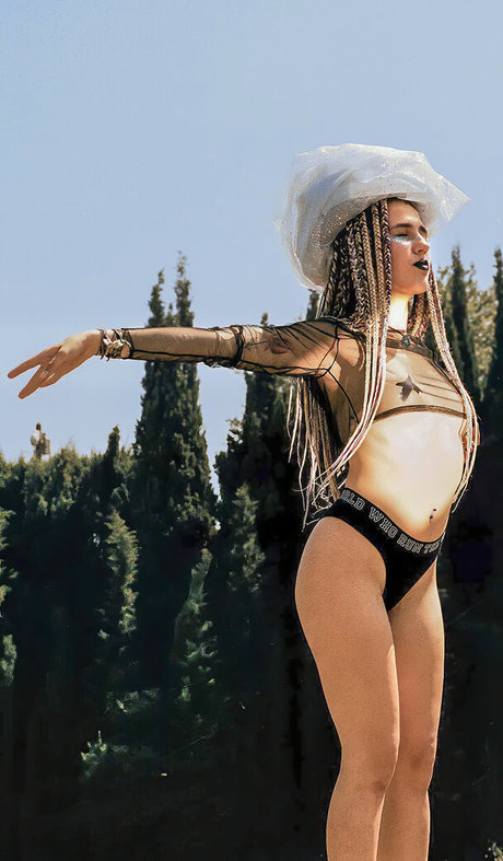 Aysegul Akyuz セクシーモデル ギャラリー