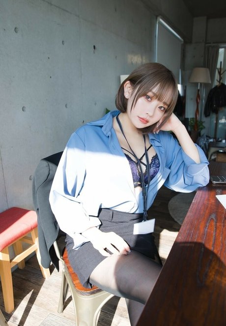 Rinyan Passan 裸の女優 ギャラリー