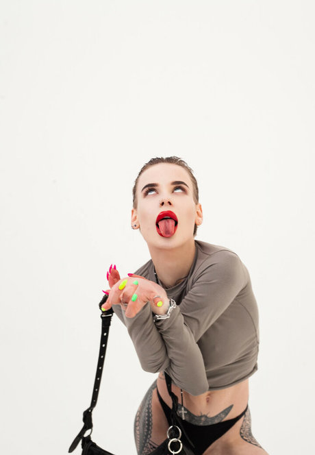Tory Inve Fansly 高品質女優 写真