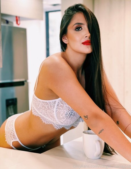 Maria Jose Vargas 美しいモデル 写真