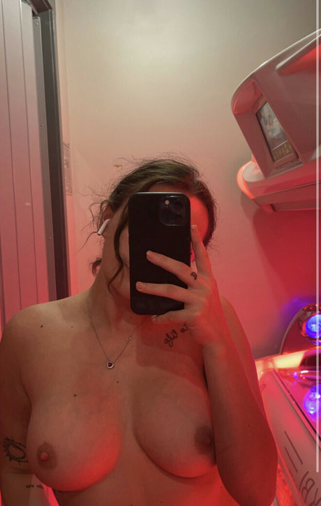 Raerobertsonn top profile image
