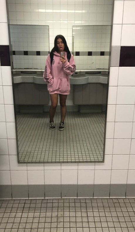 Sofia Addotta 裸のスター 写真