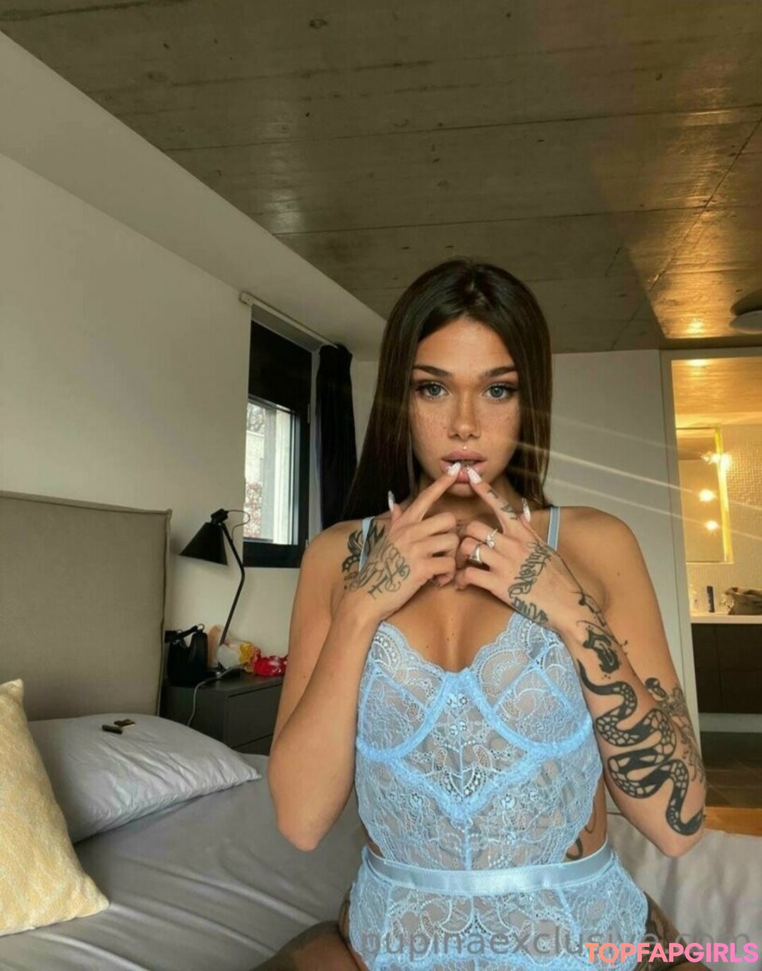 Elisa Vimercati HDスター 写真