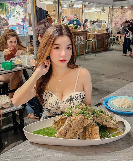Wanvisa Yodprasart 最高の女優 写真