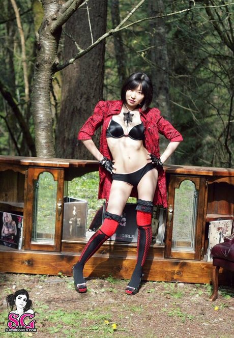 ArsenicLulu ヌードモデル 写真
