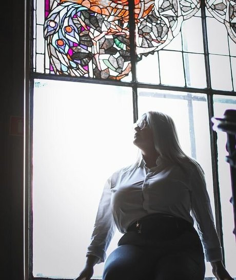 Julia Chegodar エロティックなモデル 写真