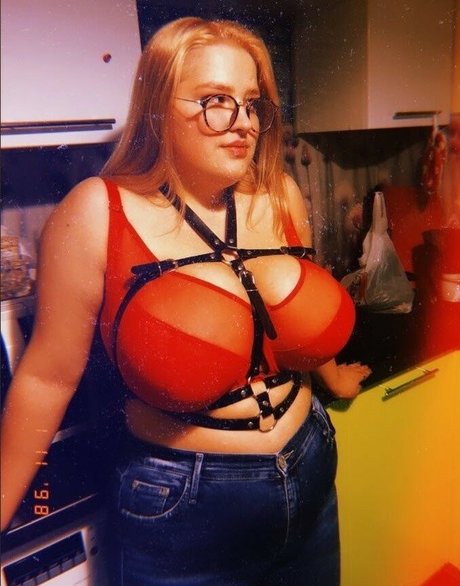 Julia Chegodar 素敵なモデル 写真