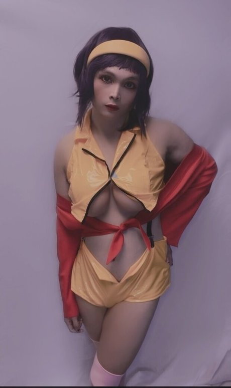 エクストリーム潮吹きOnlyFans ホットヌード 画像