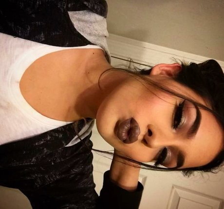 Esmeralda Quintero ホットスター 写真