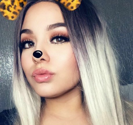 Esmeralda Quintero 高品質スター 写真