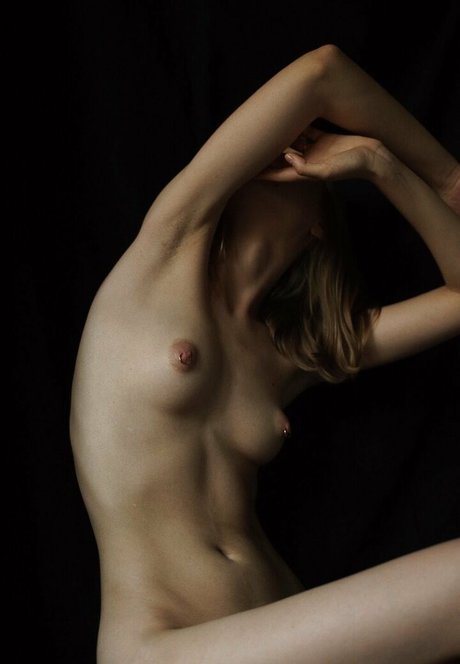 sabrinartnss アートモデル 画像