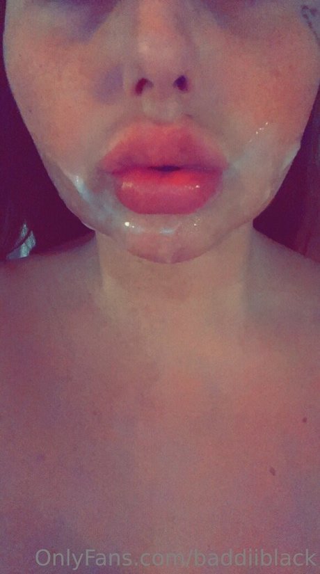 Maddison Black かわいいモデル 写真