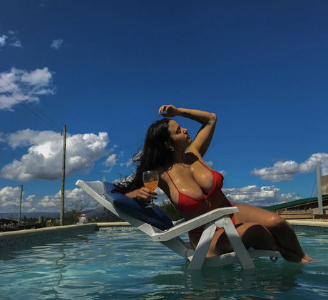 Antonela Tomatis profile image