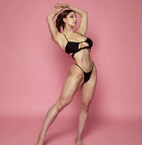 Gym Couple ポルノモデル 写真