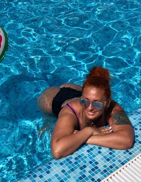 Lilia Malanchukova スター xxx 写真
