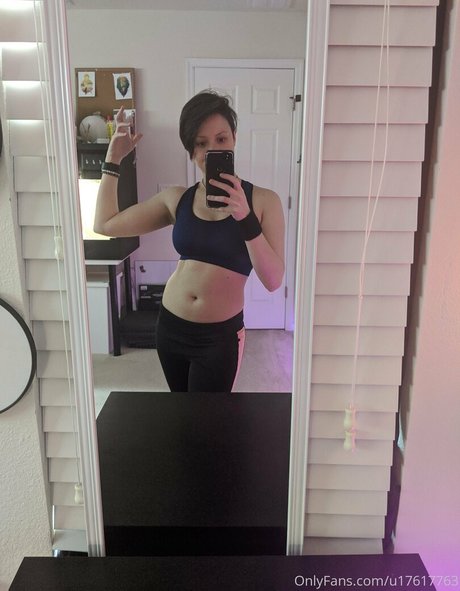 Elysia Griffin Patreon 完璧なポルノスター 写真