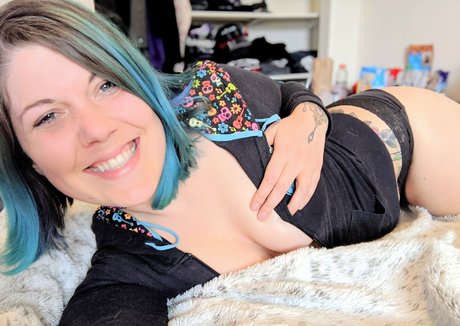 Classy katie HDポルノスター 写真