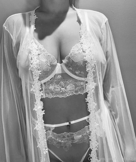 Brianna Booska ポルノスター 可愛い 写真