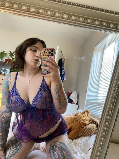 Jaclyn 美しいポルノスター 写真