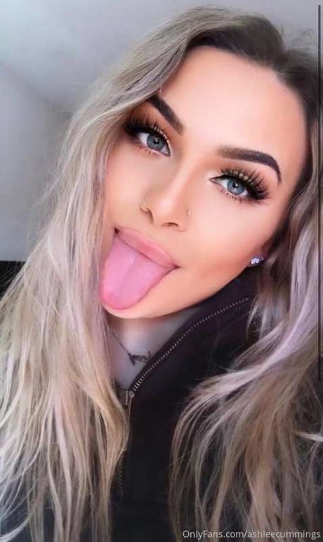 Ashlee Cummings トップスター 写真