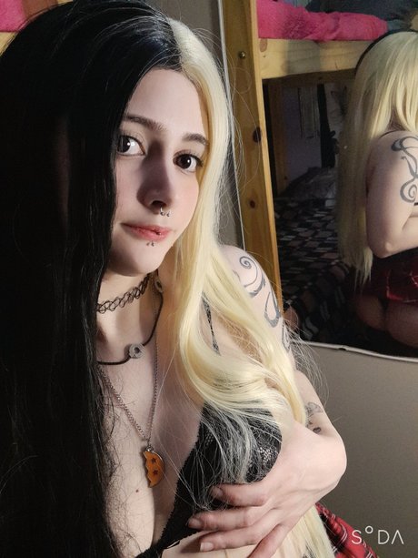 Marceline Abadeer 美しいポルノスター 画像