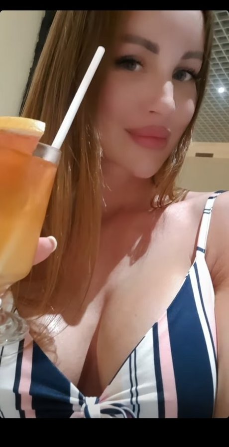 Alexa Broekere 限定モデル 画像