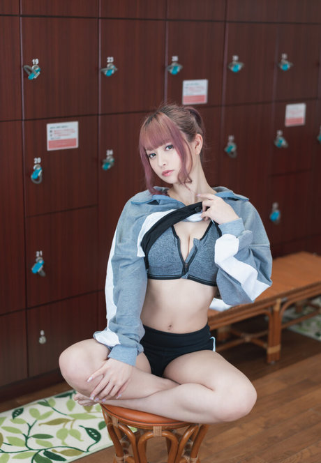 Noraneko アダルトモデル 写真