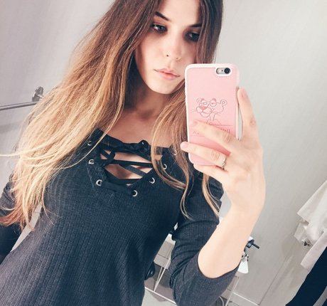 Ninaloudlemon 美しい女優 写真