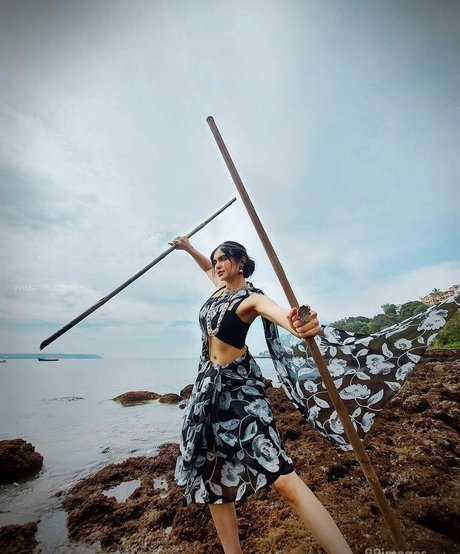 Adah Sharma profile image
