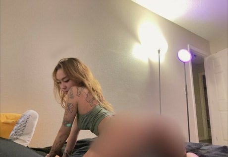 Lisajaeeun 裸のモデル 画像