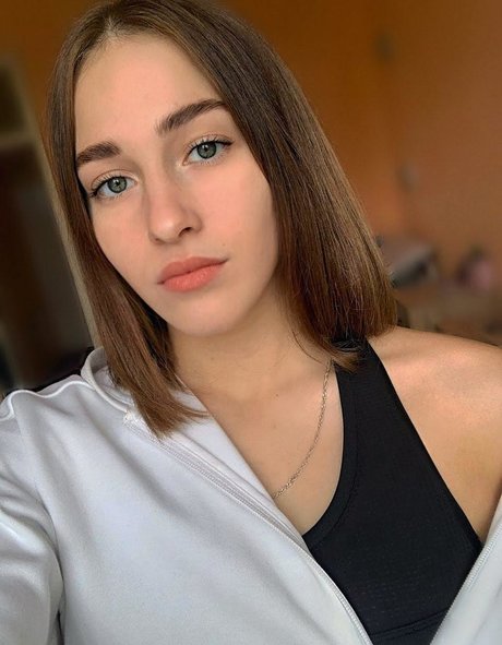 Sophie 5 セクシーなポルノスター 写真