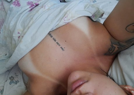 Bi Mejia ポルノ女優 写真