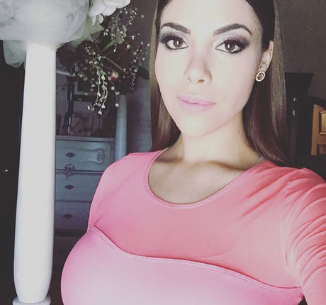 Claudia Guajardo スター ヌード 写真