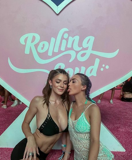 Amanda Kolar セックス女優 写真