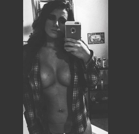 Annieisnotok スターセックス 写真